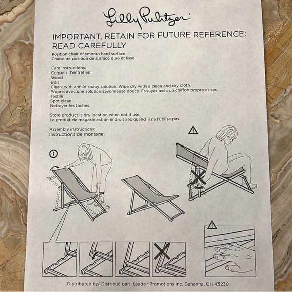 New Lilly Pulitzer Folding Slingback Chair, GWP, Sea To Shining Sea, Crew Blue - Picture 10 of 10